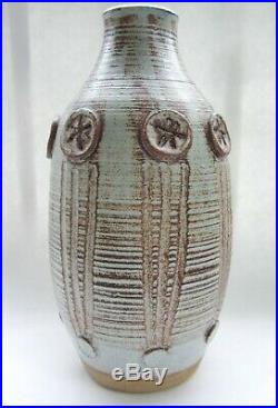Pottery Ceramic Tribal MCM Brutalist Modernist Zeljko Kujundzic Vase WWII
