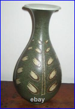 Quality studio pottery vase oriental form decoration