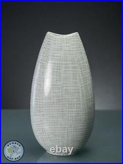 RAYMOND LOEWY DESIGNED FISCHMAUL VASE C1970's MID CENTURY MODERN BY THOMAS RAYMOND LOEWY DESIGNED FISCHMAUL VASE C1970's MID CENTURY MODERN BY THOMAS