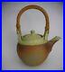 RAY_FINCH_1914_2012_a_studio_pottery_Tea_pot_01_yb