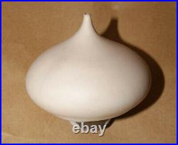 ROSE CABAT Studio Art Pottery Feelie Vase Signed Cream Onion shape