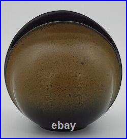 Rare Beautiful Uta Feyl Venus Ceramic Vase for Rosenthal Studio Line. C1979