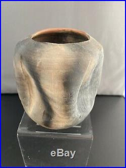 Rare Janet Leach Raku Pottery Vase. Fabulous