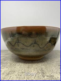 Ray Finch Large Brown glazed bowl with line & dot Pattern for Winchcombe pottery