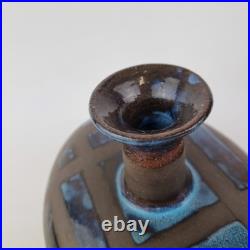 Reet Gilday Studio Pottery Vase Of Flattened Form 12cm High