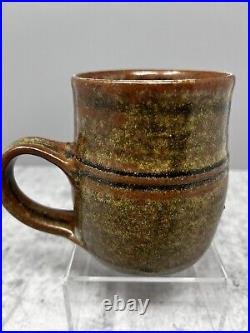 Richard Batterham mug for Durweston pottery incised'Bill
