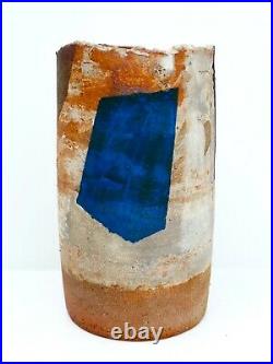 Robin Welch. Vase. Hand-thrown stoneware. Personal piece. 23cm. Perfect