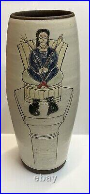 Rodney Lawrence b1950 Large studio vase Cats & Dogs British Studio Potter Rodney Lawrence b1950 Large studio vase Cats & Dogs British Studio Potter