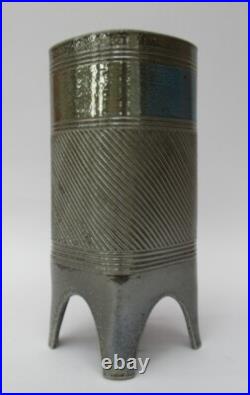 Ruth King, British studio pottery salt glazed footed vessel or vase, c1990 Ruth King, British studio pottery salt glazed footed vessel or vase, c1990