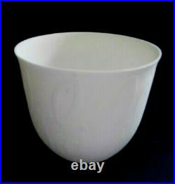 Sasha Wardell studio bowl/vase