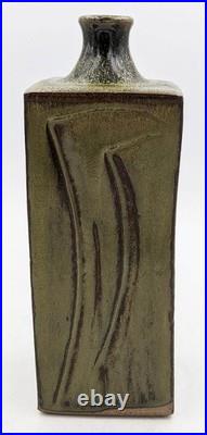 Steve Mills Bath Studio Pottery Stoneware Slab Vase 20th Century