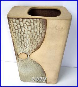Studio Pottery Vase by Roger Veal Tolcarne Pottery Newlyn Cornwall