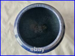 Stunning Harrow Weald studio pottery vase by Ronald Czilinski, Circa 1930's