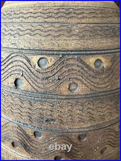 Stunning Large Studio Pottery Vase With Scraffito Decoration By Richard Heeley