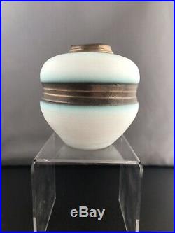 Stunning Peter Wills Studio Porcelain Vase