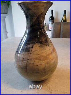 Stunning Sculptured Arts Studio DILETTANTI Marble Vase