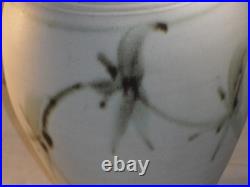 Sue Todd Kiln Lodge Studio Pottery Oriental Style Large Vase Great Design Piece Sue Todd Kiln Lodge Studio Pottery Oriental Style Large Vase Great Design Piece