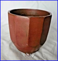 Superb Charles Vyse pioneer British studio pottery tenmuko vase, Circa 1930 Superb Charles Vyse pioneer British studio pottery tenmuko vase, Circa 1930