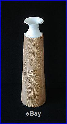 Tall ROBERT MAXWELL Pottery Weed Vase EARTHGENDER CRESSEY Architectural Mint