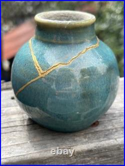 Traditional Authentic Kintsugi Real 23k Gold Vase Signed Studio Pottery Blue Traditional Authentic Kintsugi Real 23k Gold Vase Signed Studio Pottery Blue