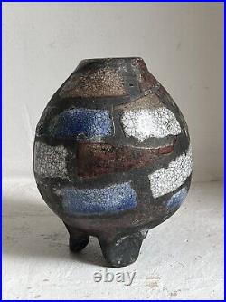 Tripod Footed Studio Pot In The Manner Of Peter Voulkos A Rare Pot Mid 20th C