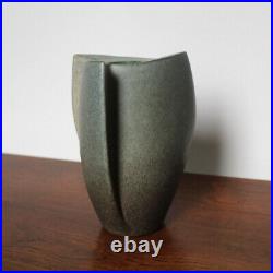 Uwe Lerch Flügelvase Rotor Studiokeramik Modern German Studio Art Pottery Vase