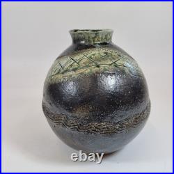 Vintage Japanese Studio Pottery Vase Incised Decoration 19cm High